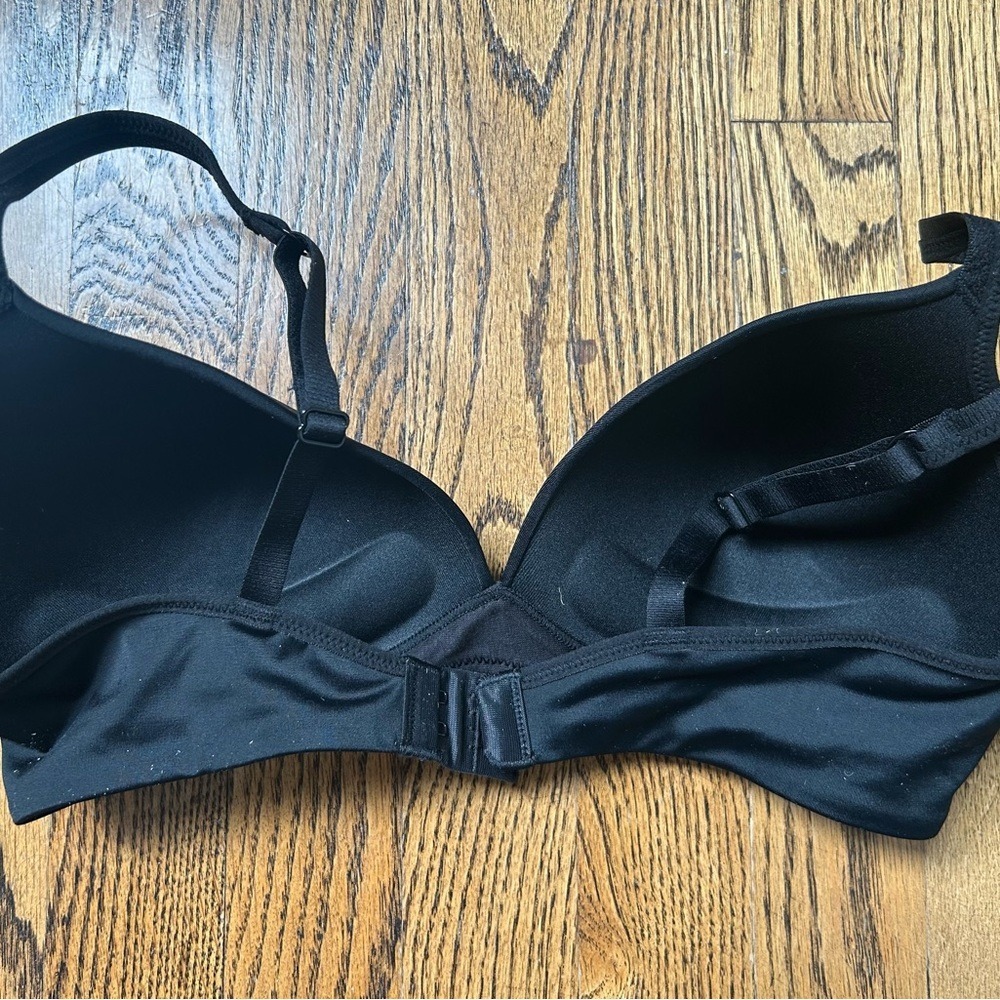 Warner's Black Elements of Bliss Padded Bra 34C NWT! - Picture 4 of 7
